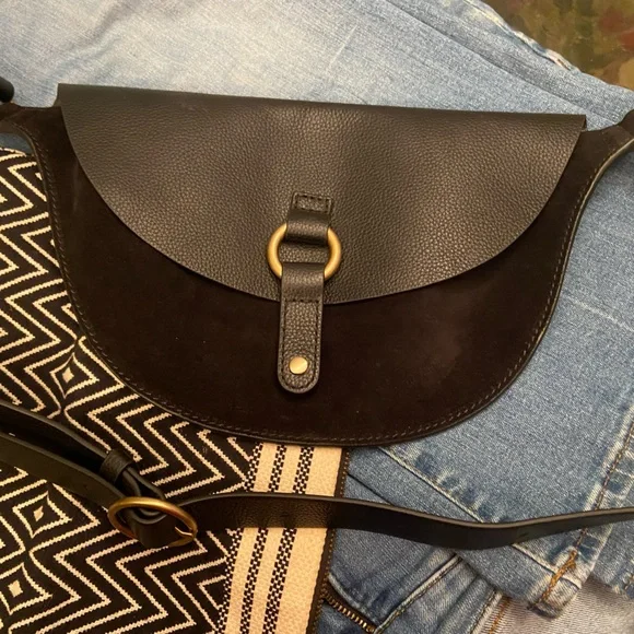 Banana Republic Black Leather & Suede With Statement Hardware Belt Bag - Picture 2 of 7